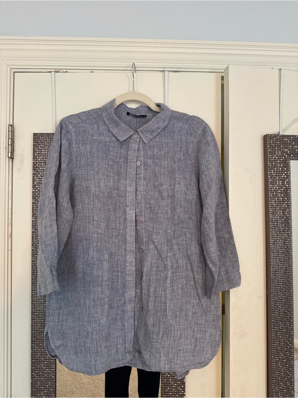 Lafayette 148 Light Blue Linen Blend Button-Down